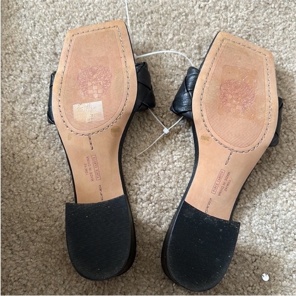 NEW! Vince Camuto Semtera Black Leather Block Heel Sandal - Size 10 👠 - Picture 10 of 10